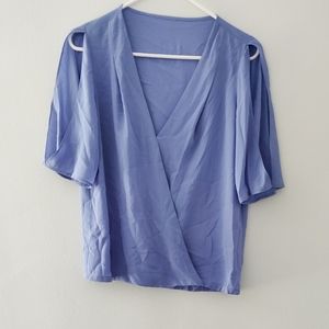 LAVENDAR BLUE VNECK BLOUSE SIZE S